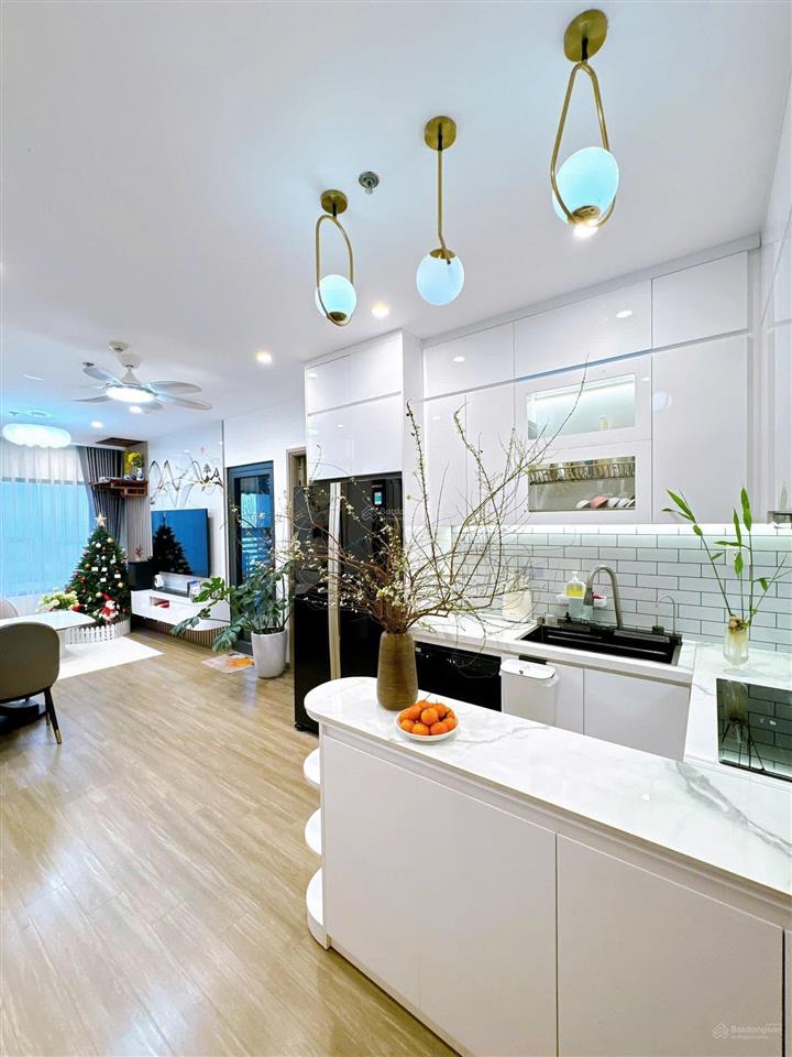 Bán gấp căn hộ 2pn 1wc 3,7 tỷ, 55m² tại the sapphirevinhomes smart city,