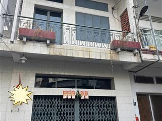 Cô chủ định cư bán gấp nhà riêng tại hồ bá kiện, quận 10 cũ, 110 triệu / m2, 285 m2