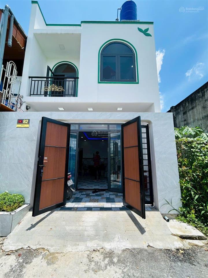Bán nhà riêng gần cầu lớn, phan văn hớn, 2,1 tỷ, 82m2, 3pn, 3wc, 2 tầng, bao đẹp