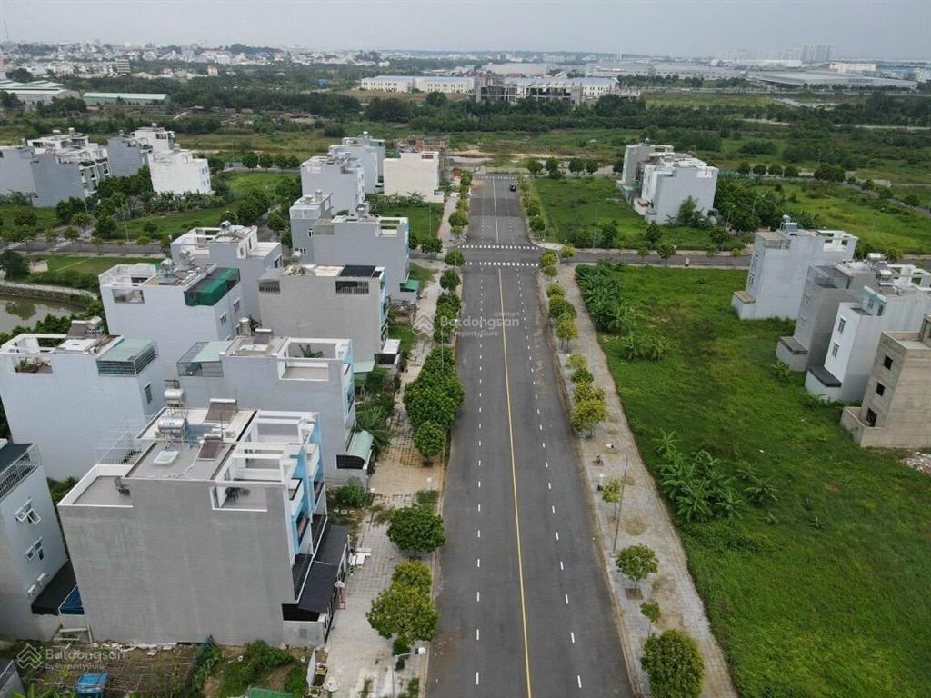 Bán nhanh lô đất 7x17m giá 9.8 tỷ, lô 125m2 đường 30m giá 10.8tỷ, lô 140m2 đường 12m giá 11tỷ