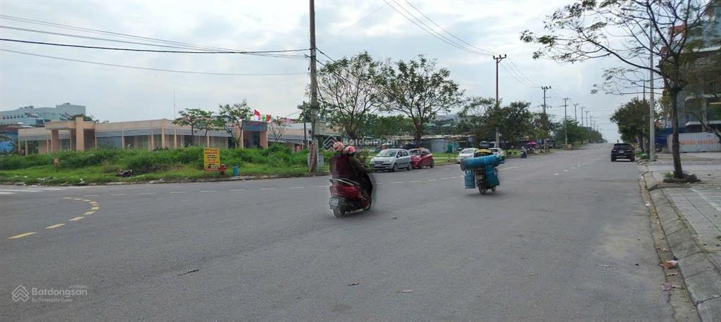 Siêu phẩm 2429 m2 đất 3 mặt tiền, lô đất hiếm, view biển siêu đẹp ngũ hành sơn