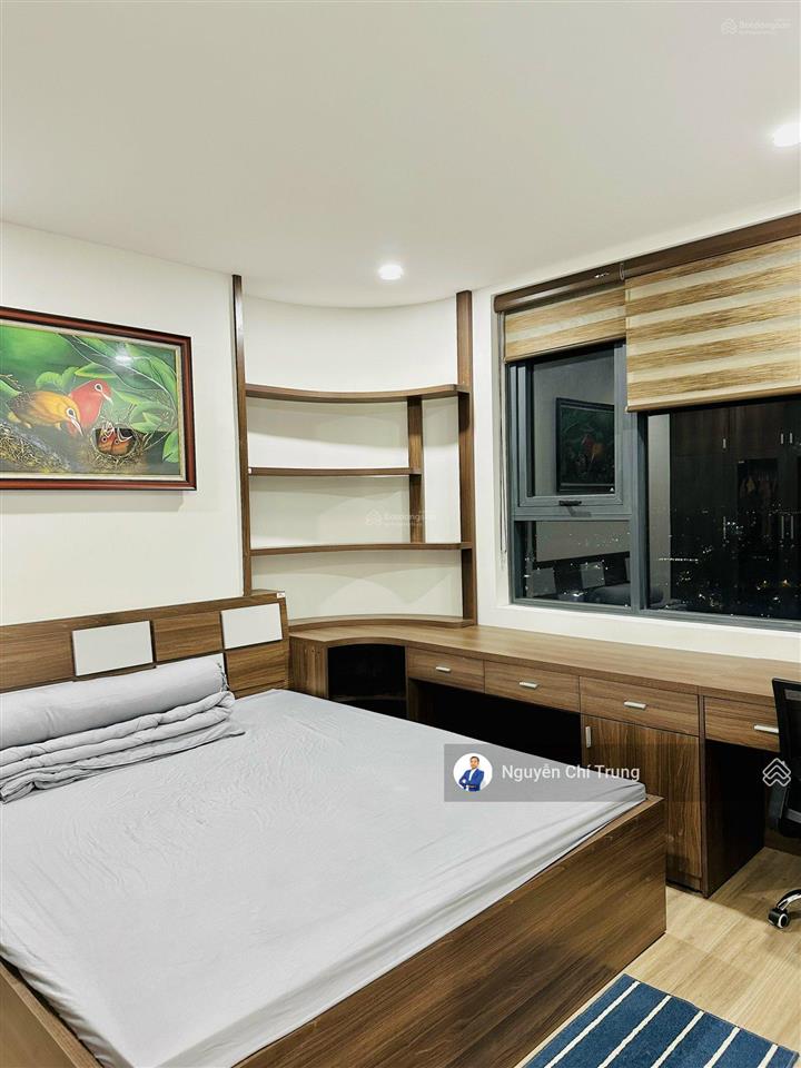 Cần bán gấp căn 3pn 2wc 94m2, tầng cao, view đẹp, thoáng mát, full nội thất, sẵn hợp đồng thuê 15tr