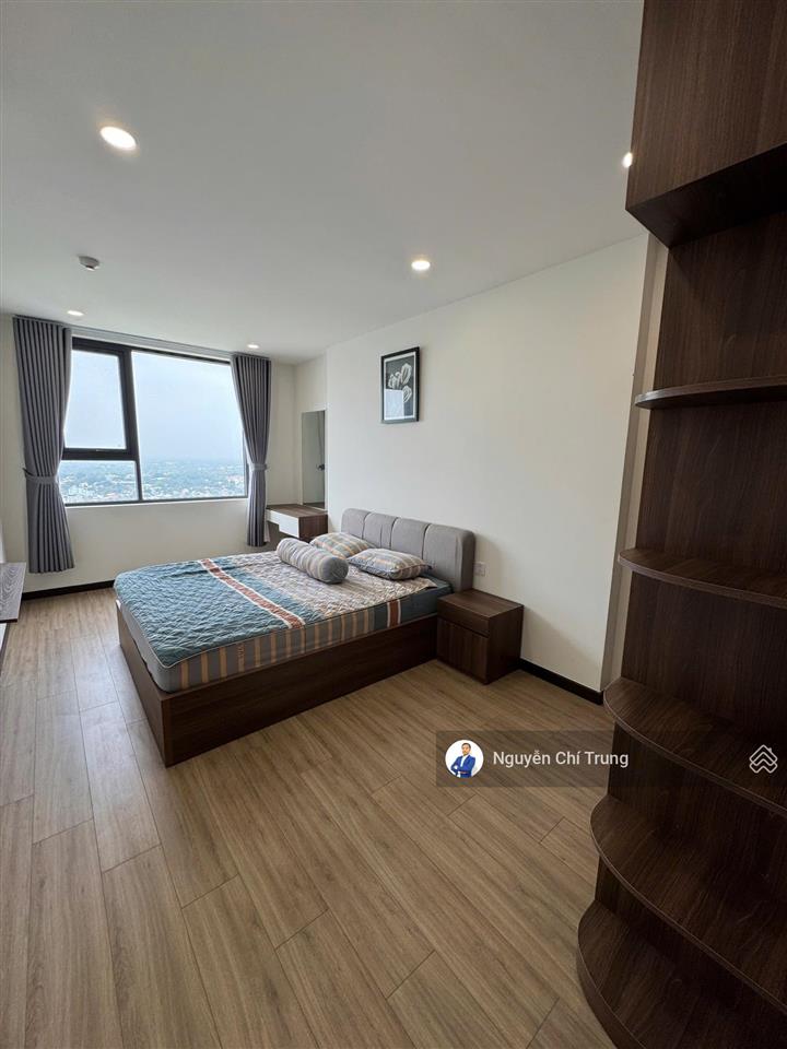 Cho thuê chung cư cao cấp c sky view, 2pn 2wc 80m2 full nội thất tầng cao view đẹpo
