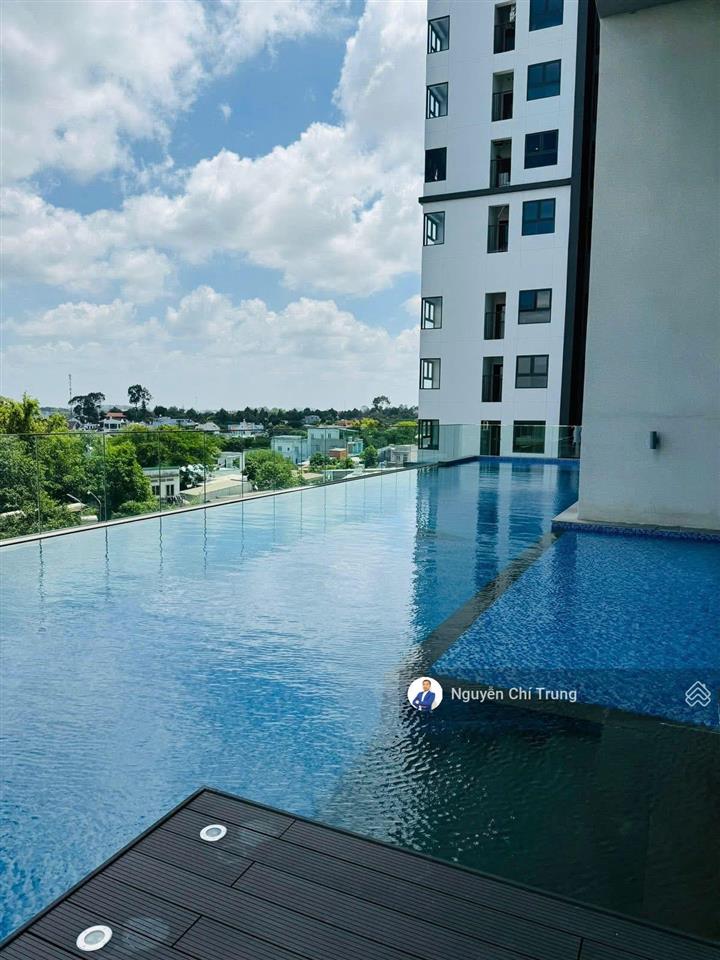 Cho thuê cc 2pn 2wc tại the maison, 8 triệu, 70m2, nội thất cao cấp.