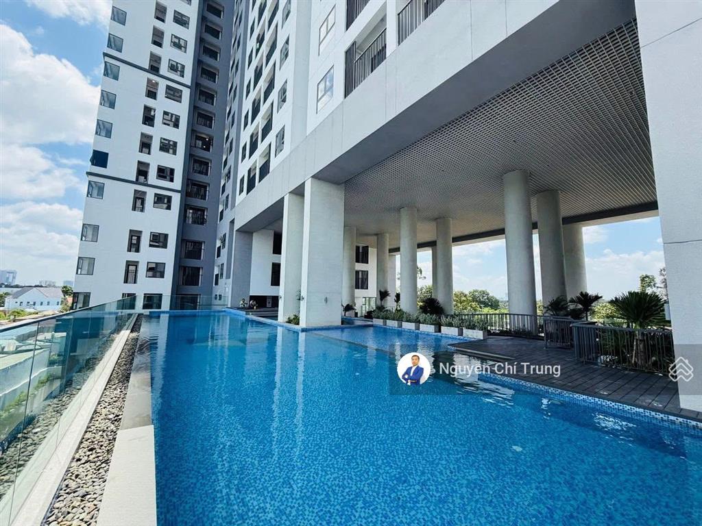 Cho thuê cc 2pn 2wc tại the maison, 8 triệu, 70m2, nội thất cao cấp.
