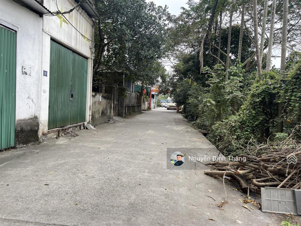 Bán 31m2 đất đông dư trong đê xóm 6 ngõ nông , gần trục chính giá chỉ 3.950