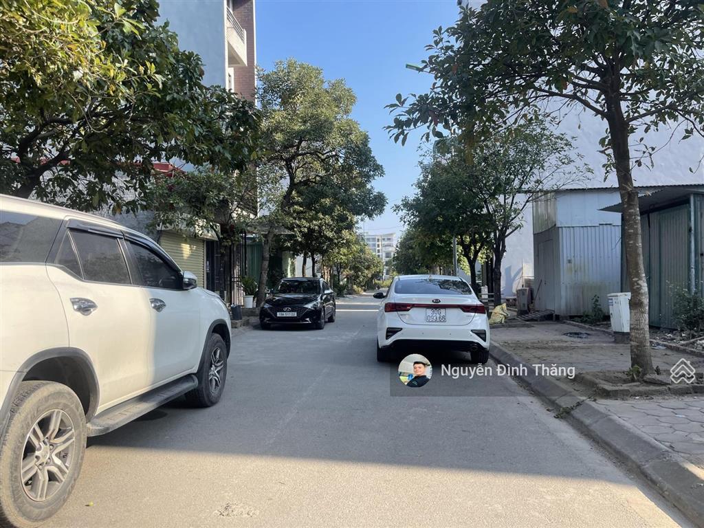 Bán 60m2 lô góc 2 mặt thoáng tái định cư trâu quỳ , gia lâm đường rộng vỉa hè