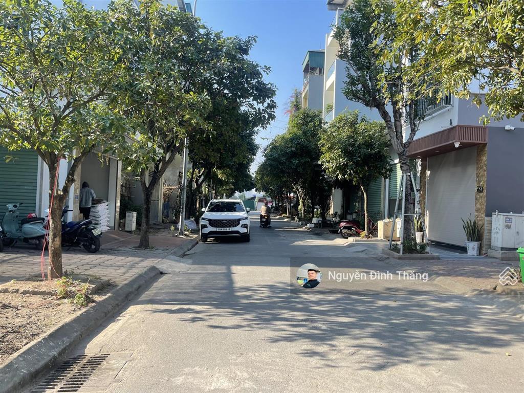 Bán 60m2 lô góc 2 mặt thoáng tái định cư trâu quỳ , gia lâm đường rộng vỉa hè