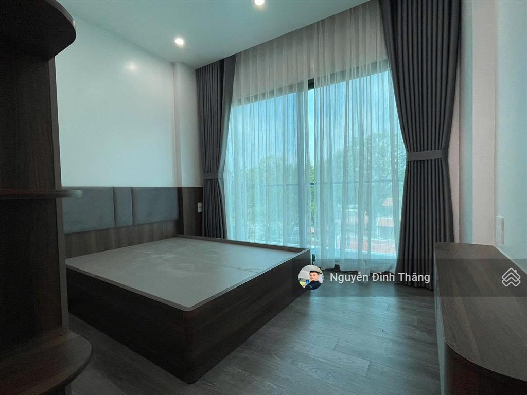 Bán nhà 4 tầng mới toanh kiêu kỵ , gia lâm . dt 42m2 ngay gần vinhomes