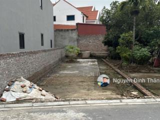 Bán 98m2 trục chính báo đáp kiêu kỵ , ô tô tránh gần đường gom cao tốc 5p cách vin 1.5km