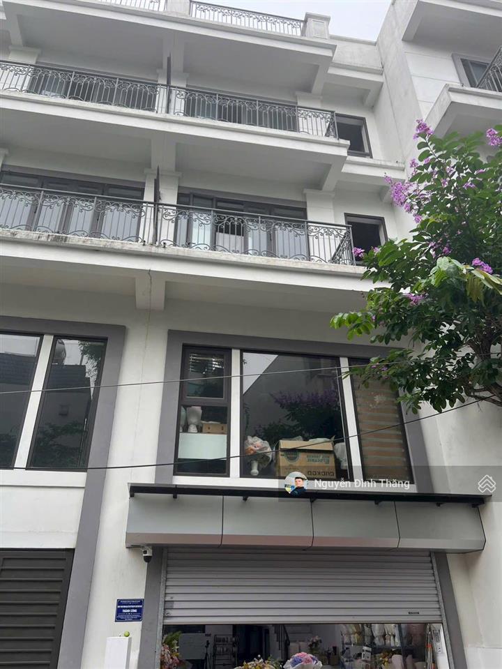 Bán căn shophouse metropolitan trâu quỳ gia lâm, dt 60,9m2 xây 4 tầng 1 tum