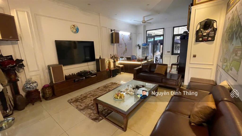 Cần bán shophouse tmdv 5 tầng full nội thất vinhomes ocean park