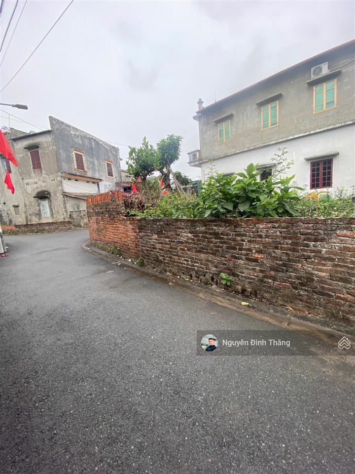 Đẹp như tranh bán 40m2 đất gia cốc, kiêu kỵ, ô tô đỗ cửa