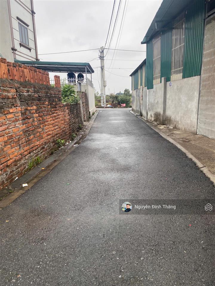 Đẹp như tranh bán 40m2 đất gia cốc, kiêu kỵ, ô tô đỗ cửa