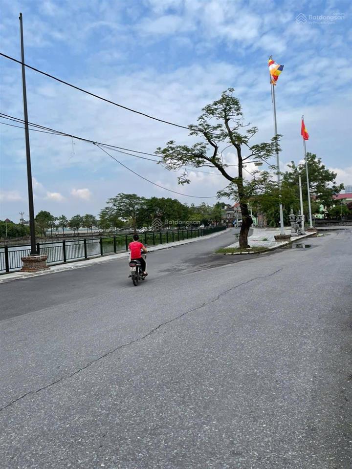 Chủ cắt lỗ 61.5m2 đất khoan tế, đa tốn ô tô đỗ cửa