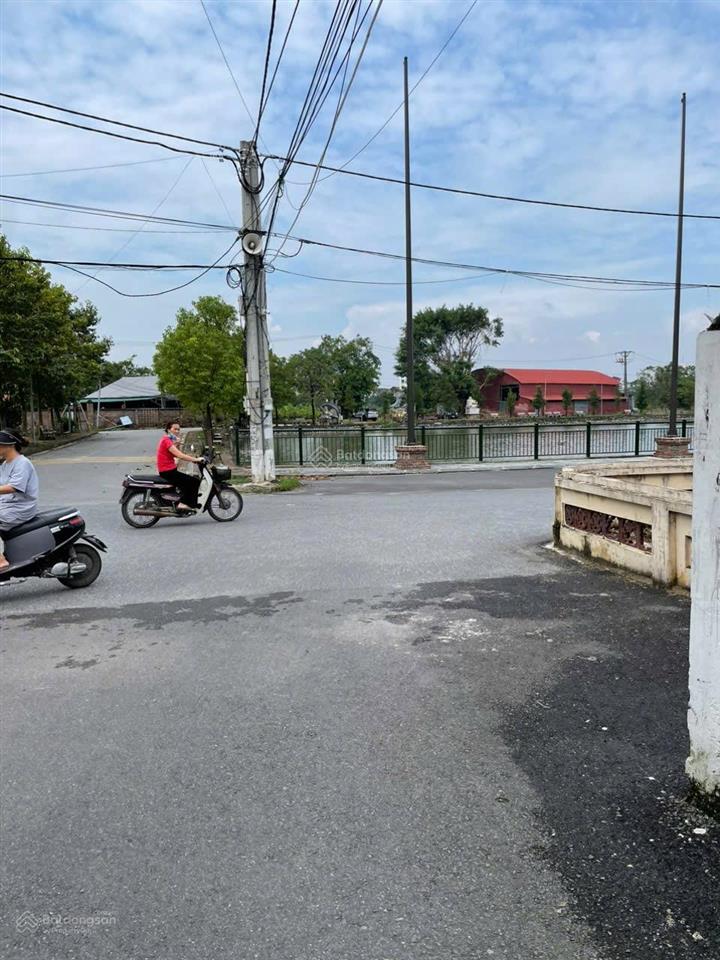 Chủ cắt lỗ 61.5m2 đất khoan tế, đa tốn ô tô đỗ cửa
