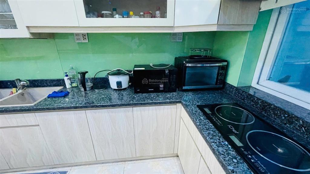 Nhà phố mega village khang điền 1 trệt 2 lầu có nội thất 3 phòng ngủ 3 toilet  sổ riêng