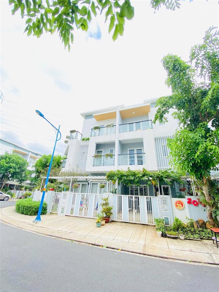 Nhà phố mega village khang điền 1 trệt 2 lầu 95m2 nhỉnh 8 tỷ sổ riêng hoàn thiện được 4pn !