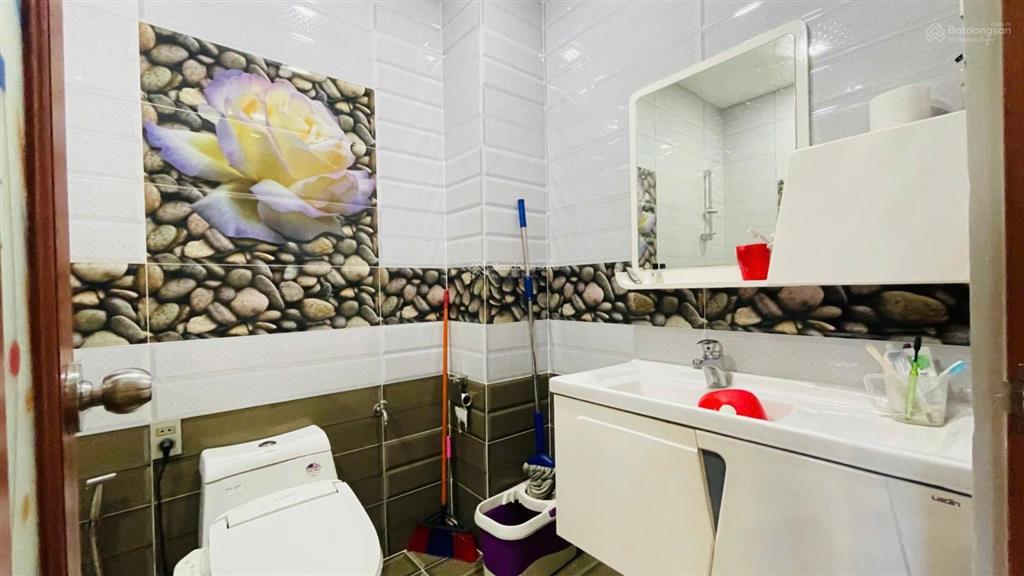 Nhà phố mega village khang điền 1 trệt 2 lầu nội thất cao cấp đầy đủ  sổ riêng hoàn công