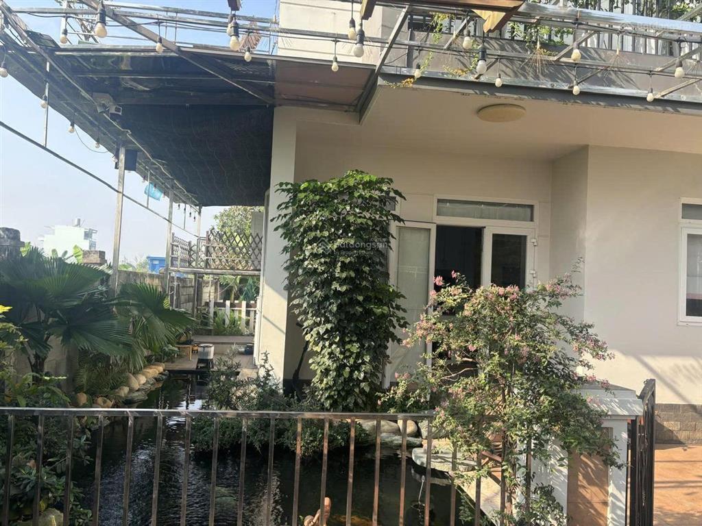 Biệt thự sân vườn mini park riverside 112m2, đã hoàn thiện nội thất thiện chí bán