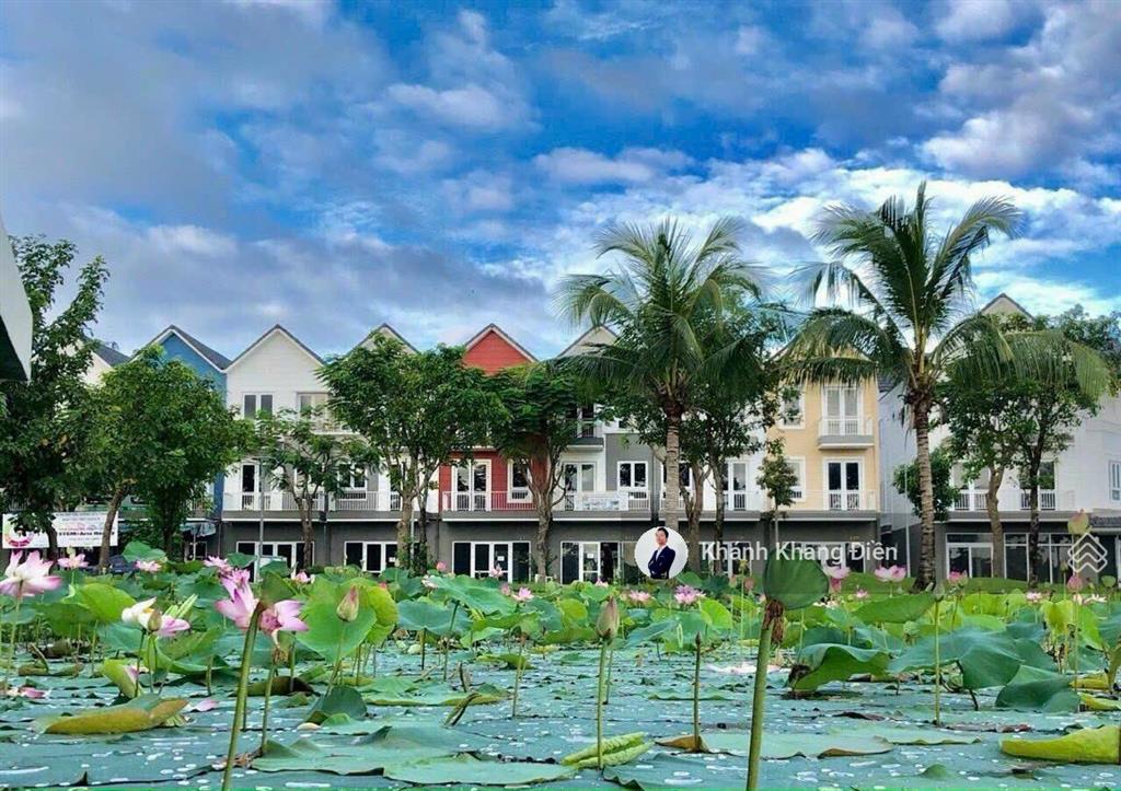 Nhà 5x20.5 park riverside đối diện sông và công viên  diện tích sàn sử dụng gần 300m2 sàn