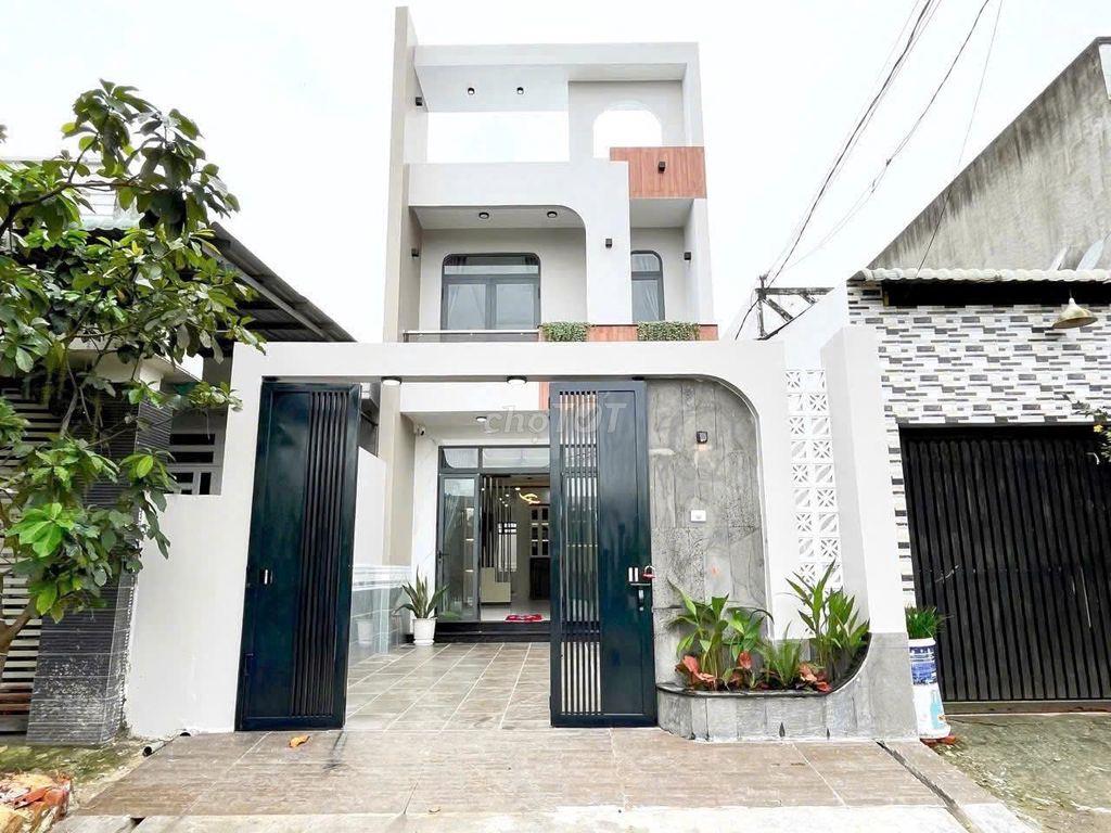 Nhà gần Cổng 11, Phường Phước Tân tặng nội thất mới 80 triệu