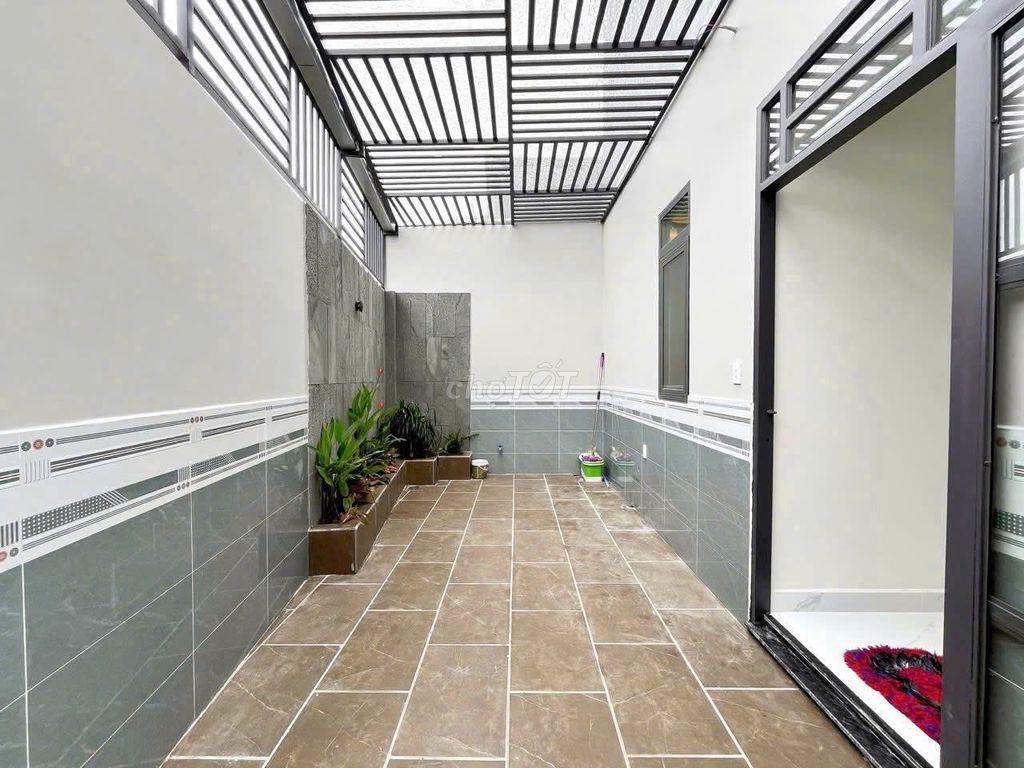 Nhà gần Cổng 11, Phường Phước Tân tặng nội thất mới 80 triệu