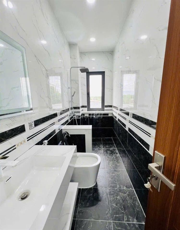 BÁN NHÀ LẦU 95M² – SỔ RIÊNG THỔ CƯ – GIÁ CHỈ 2 TỶ XX