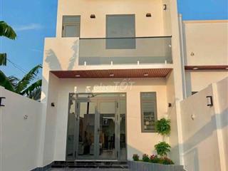 Nhà làm ăn thất bại bán lỗ căn nhà 1 lầu 1 lửng  giảm 200tr
