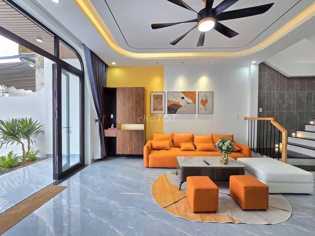 NGÂN HÀNG THANH LÝ GẤP CĂN NHÀ 2 LẦU CUỐI HUỲNH VĂN NGHỆ GIÁ 1 TY HƠN.