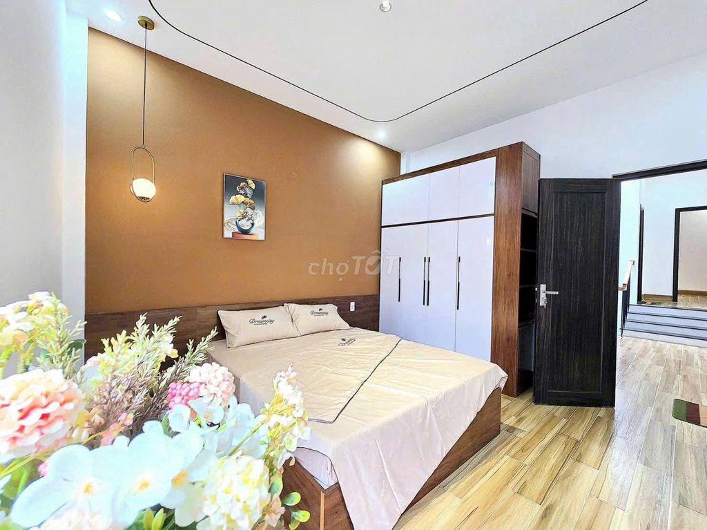 NGÂN HÀNG THANH LÝ GẤP CĂN NHÀ 2 LẦU CUỐI HUỲNH VĂN NGHỆ GIÁ 1 TY HƠN.