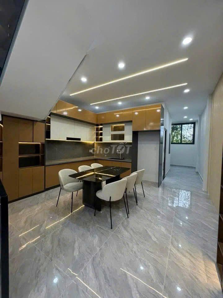 CHỦ NGỘP CẦN BÁN NHANH NHÀ LẦU GIÁ NÀO CŨNG BÁN NGAY BIÊN HOÀ