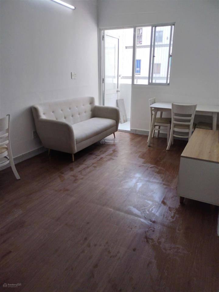 Chính chủ bán căn hộ 36.5m2 cc lê thành tân tạo lầu 2 nhà sơn mới giá tốt 750triệu bao phí sang tên