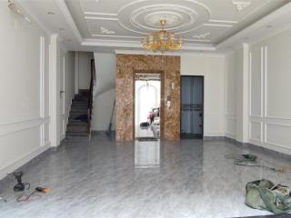 Bán nhà hàng hiếm tại pvđ, xuân đỉnh sát metro số 6+2 dt45m, 7t, mt 5.3m, giá 18.5 tỷ, góc gara ôtô