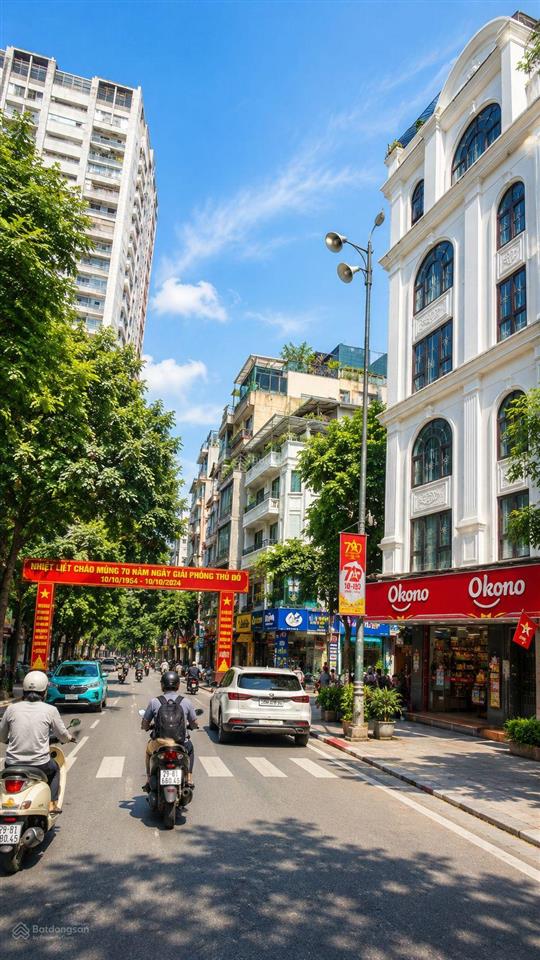 Bán gấp nhà đẹp dt 32m2, chỉ 8.6 tỷ hàng hiếm tại phạm văn đồng ngõ nông, ô tô đỗ cửa