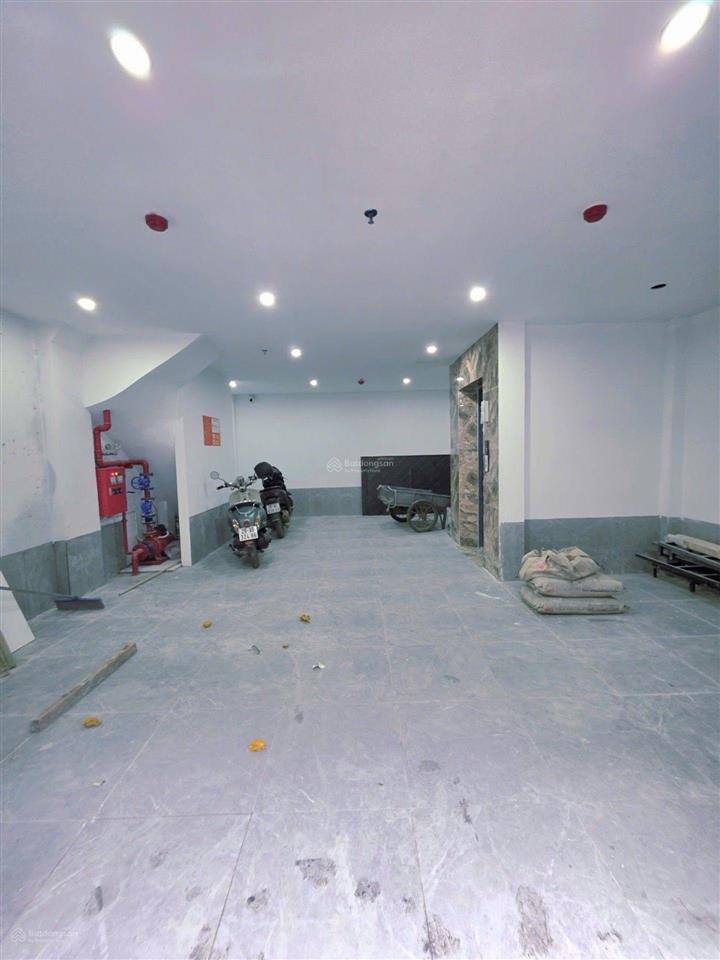 Bán nr mới dt 42m2, 12p, mặt tiền 5.1m, 13.5 tỷ, thụy khuê, tây hồ, siêu hot, chuẩn pccc