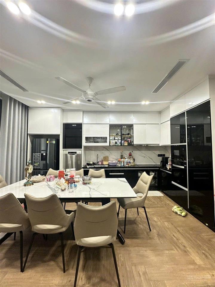 Biệt thự, view sông khu văn minh mai chí thọ quận 2. 232m2 giá 55 tỷ nhà hiện đại ,sổ hổng