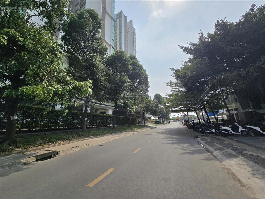 Bán đất 12mx20m mặt tiền giang văn minh đối diện vista q2 giá tốt 66.8 tỷ , xây cao tầng