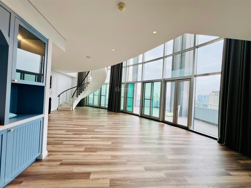 Penthouse lancaster 266m2  22 lê thánh tôn quận 1 giá chỉ 47 tỷ