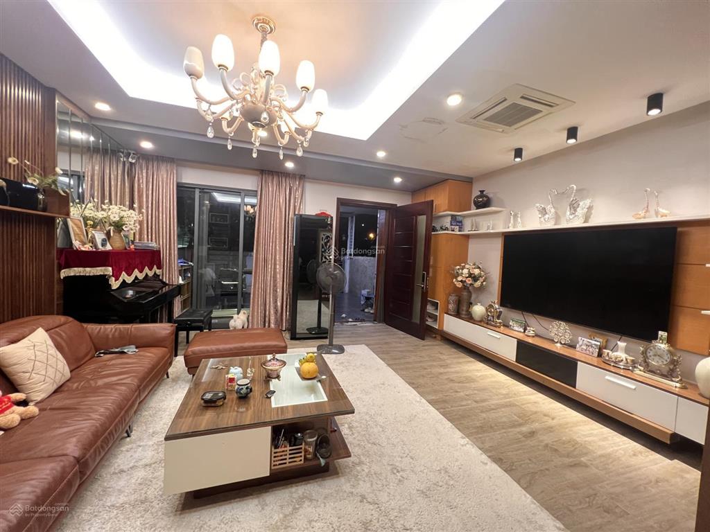 Cho thuê liền kề full đồ gamuda gardens, ngay cạnh công viên, vào ở được ngay