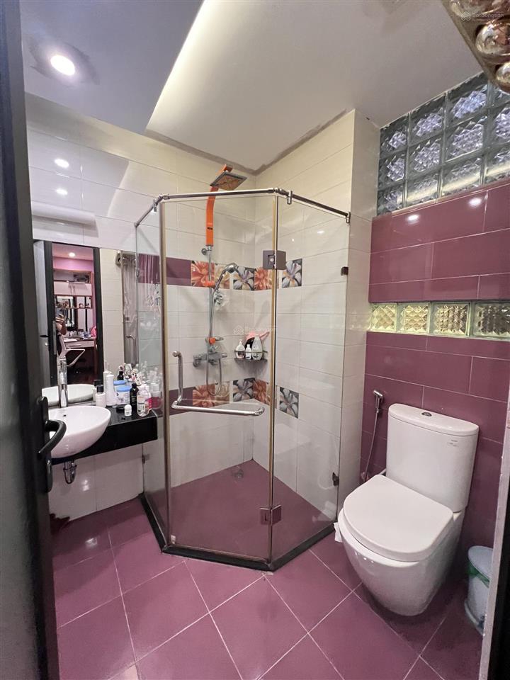 Cho thuê liền kề full đồ gamuda gardens, ngay cạnh công viên, vào ở được ngay