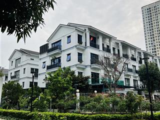 Ra hàng căn liền kề st5 full đồ gamuda, vị trí đẹp giá 34 tỷ.  0969 868 ***