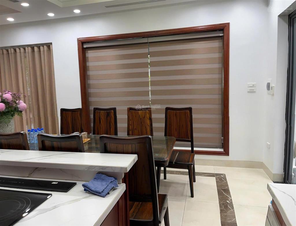 Cho thuê liền kề góc gamuda full đồ giá 31tr/tháng, vào ở được ngay.  0969 868 ***