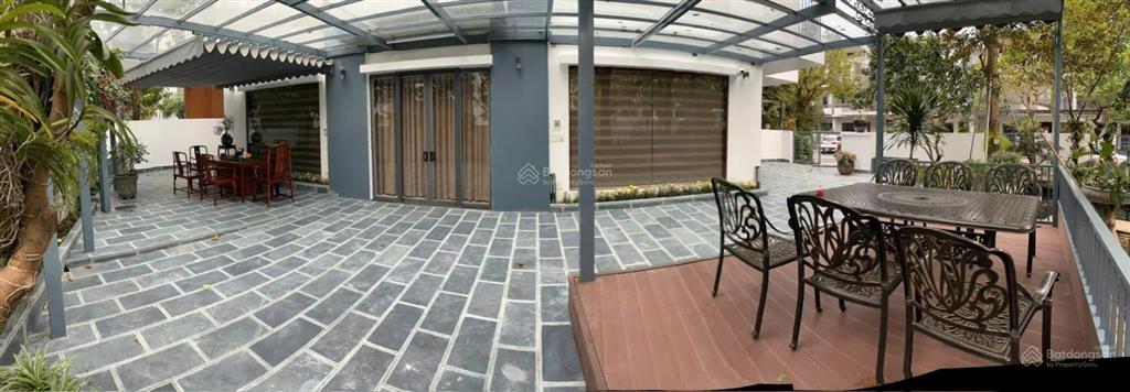 Cho thuê liền kề góc gamuda full đồ giá 31tr/tháng, vào ở được ngay.  0969 868 ***