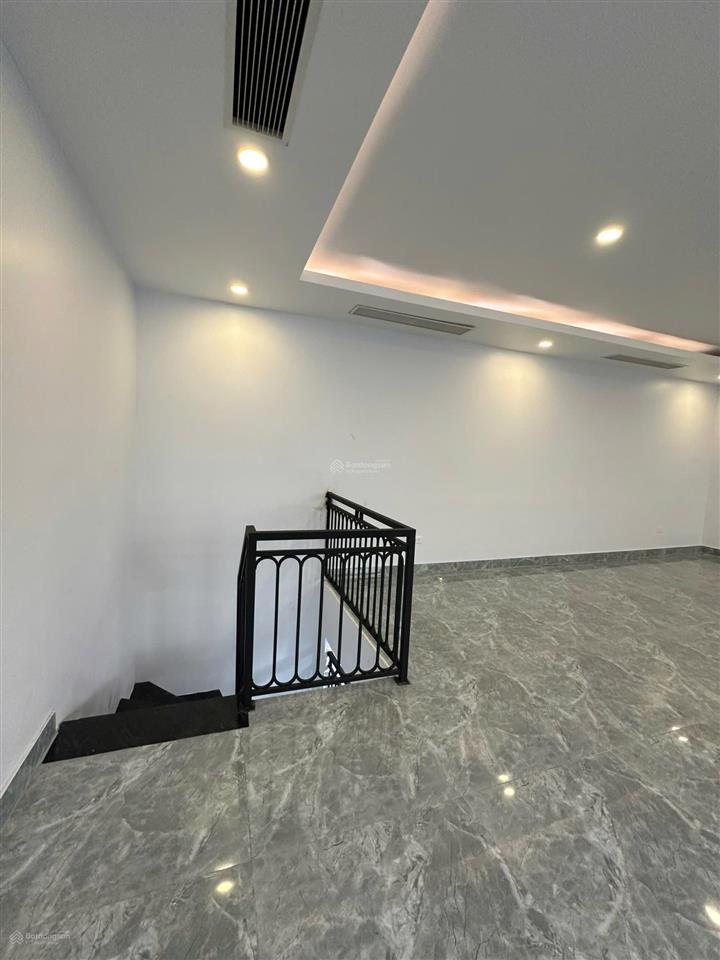Cho thuê shophouse eco lake view 32 đại từ, nhà đã cải tạo 2 tầng đẹp, vào thuê được ngay