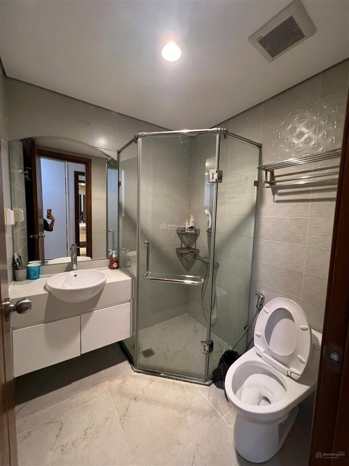 Tôi chính chủ cần cho thuê căn hộ park hill 2 phòng ngủ đầy đủ nội thất