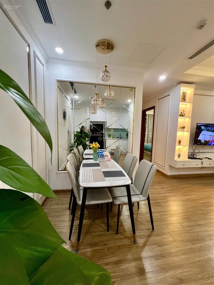 Tôi chính chủ cần cho thuê căn hộ park hill 2 phòng ngủ đầy đủ nội thất