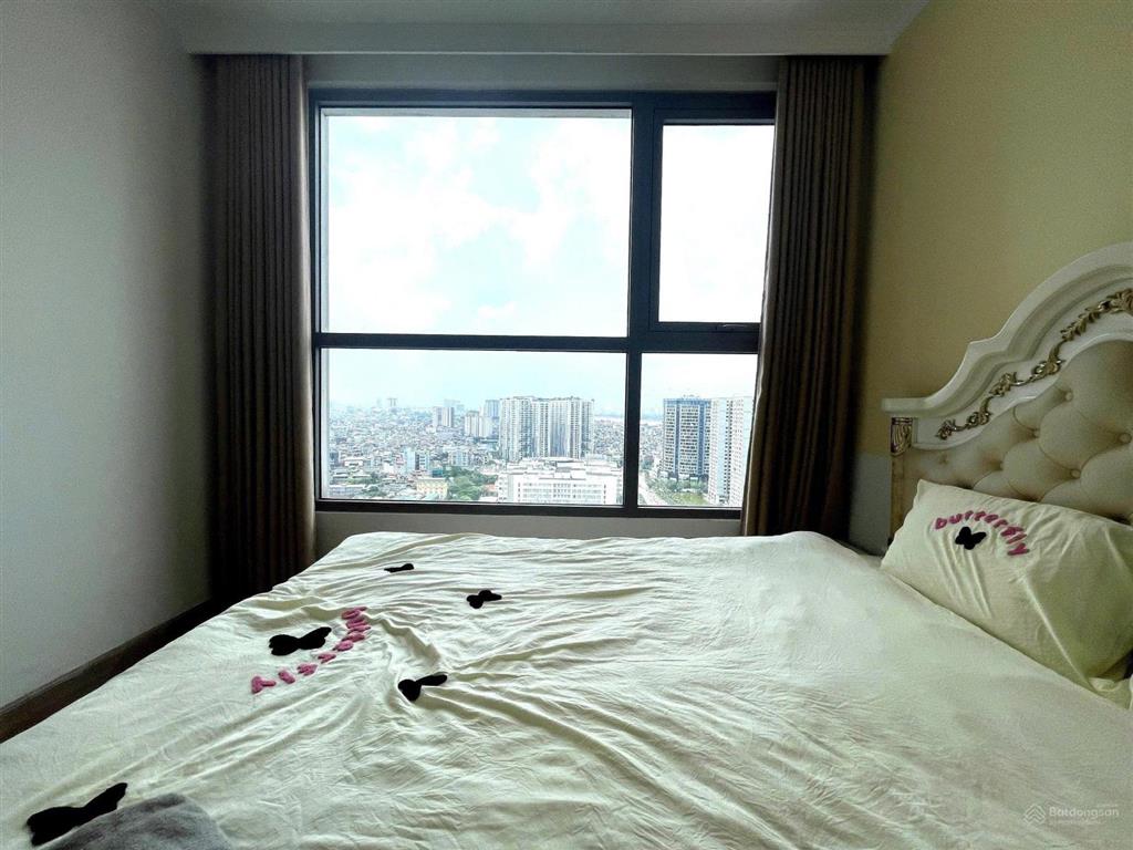Tôi cần cho thuê ngắn hạn, hoặc dài hạn căn hộ park 10 diện tích 80m2 chung cư times city