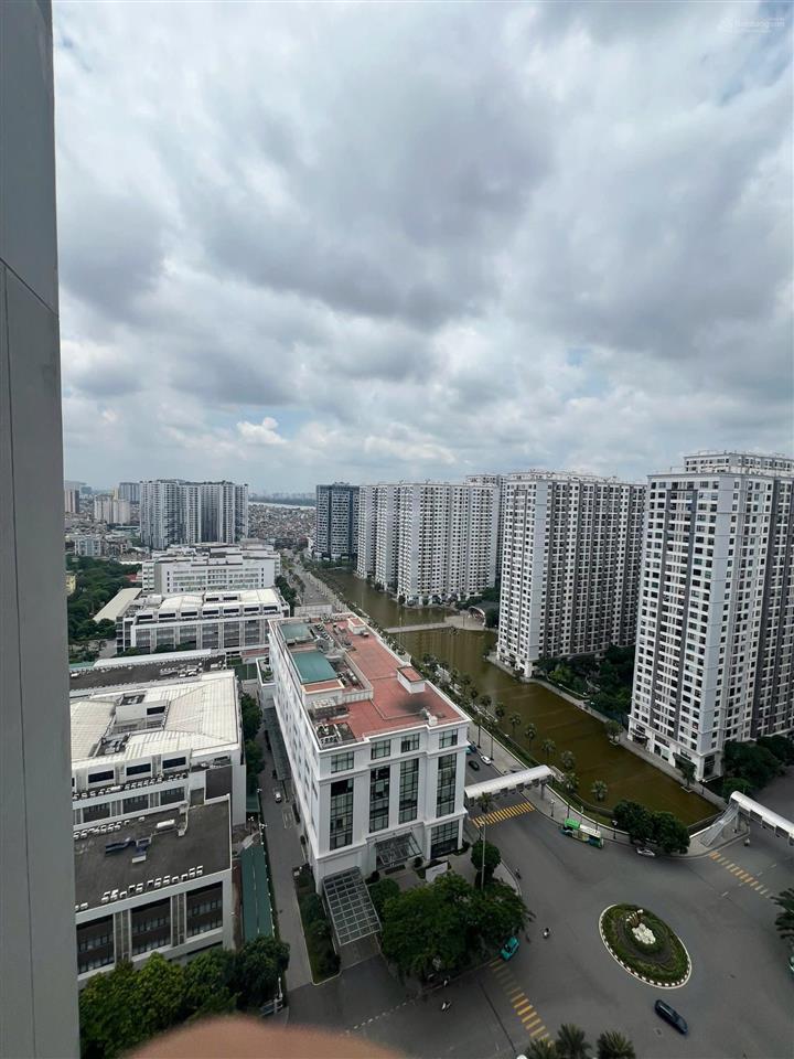 Tôi cần cho thuê ngắn hạn, hoặc dài hạn căn hộ park 10 diện tích 80m2 chung cư times city