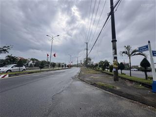 Bán đất tại lạc long quân, hội an, 180 triệu/m2, diện tích 400 m2. cách biển 500m